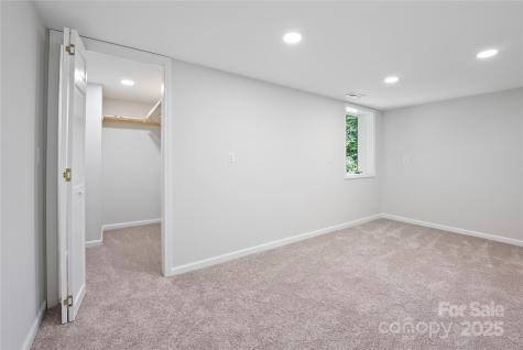 15 Josie Lane Asheville NC 28804