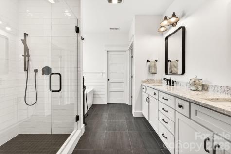 77 Village Pointe Lane Asheville NC 28803