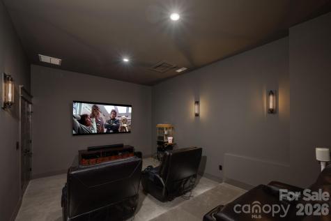 77 Village Pointe Lane Asheville NC 28803
