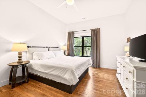 77 Village Pointe Lane Asheville NC 28803