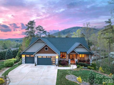 77 Village Pointe Lane Asheville NC 28803