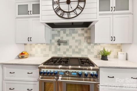 77 Village Pointe Lane Asheville NC 28803