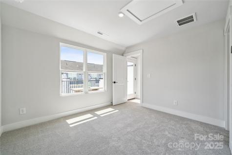 2009 Clarksdale Drive Charlotte NC 28206