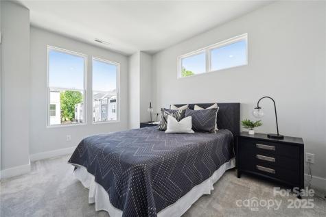 2009 Clarksdale Drive Charlotte NC 28206