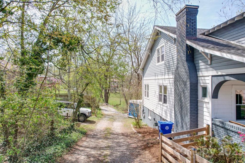 53 Lanning Avenue Asheville NC 28806