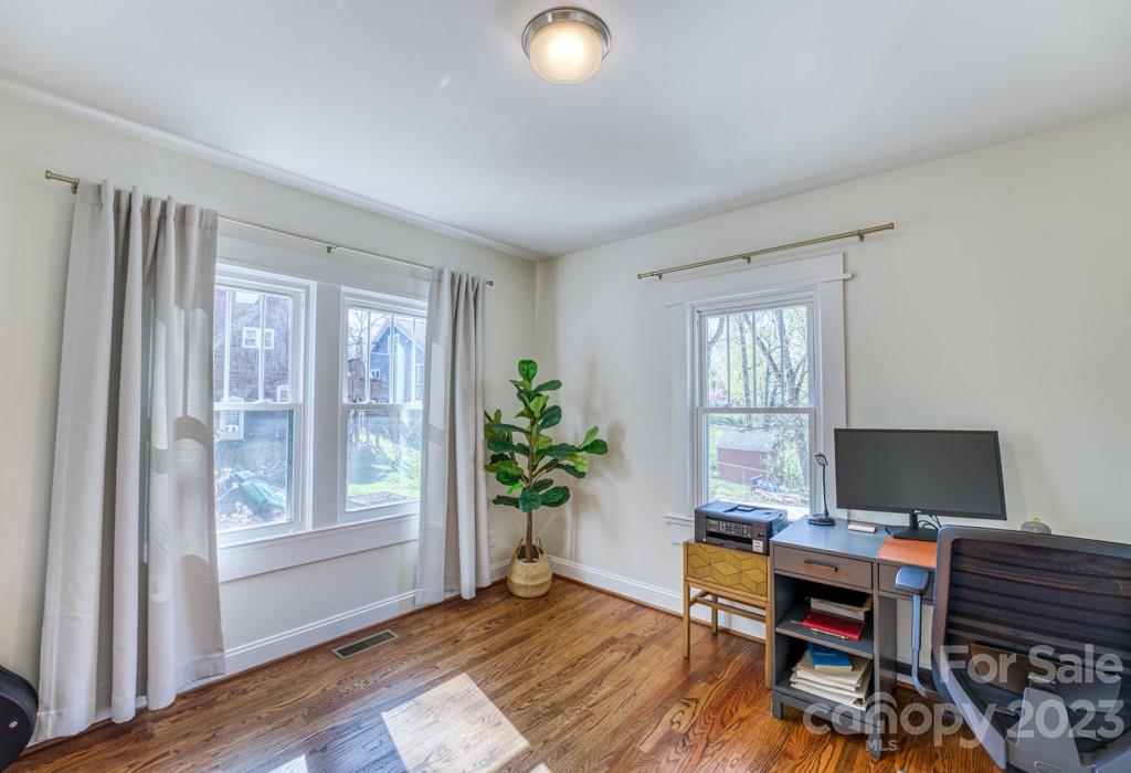 53 Lanning Avenue Asheville NC 28806