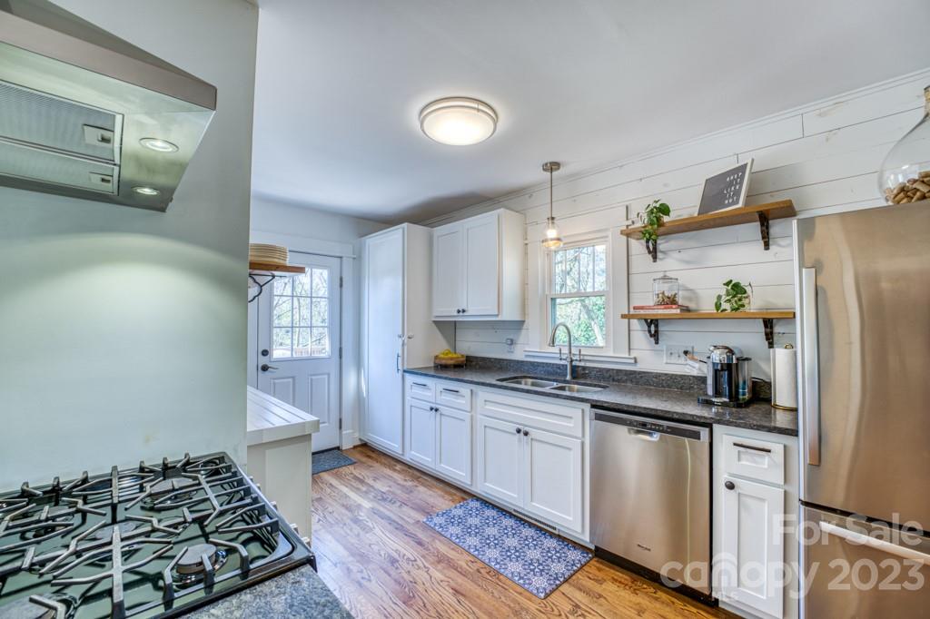 53 Lanning Avenue Asheville NC 28806