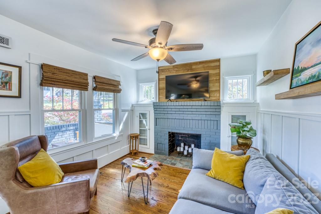 53 Lanning Avenue Asheville NC 28806