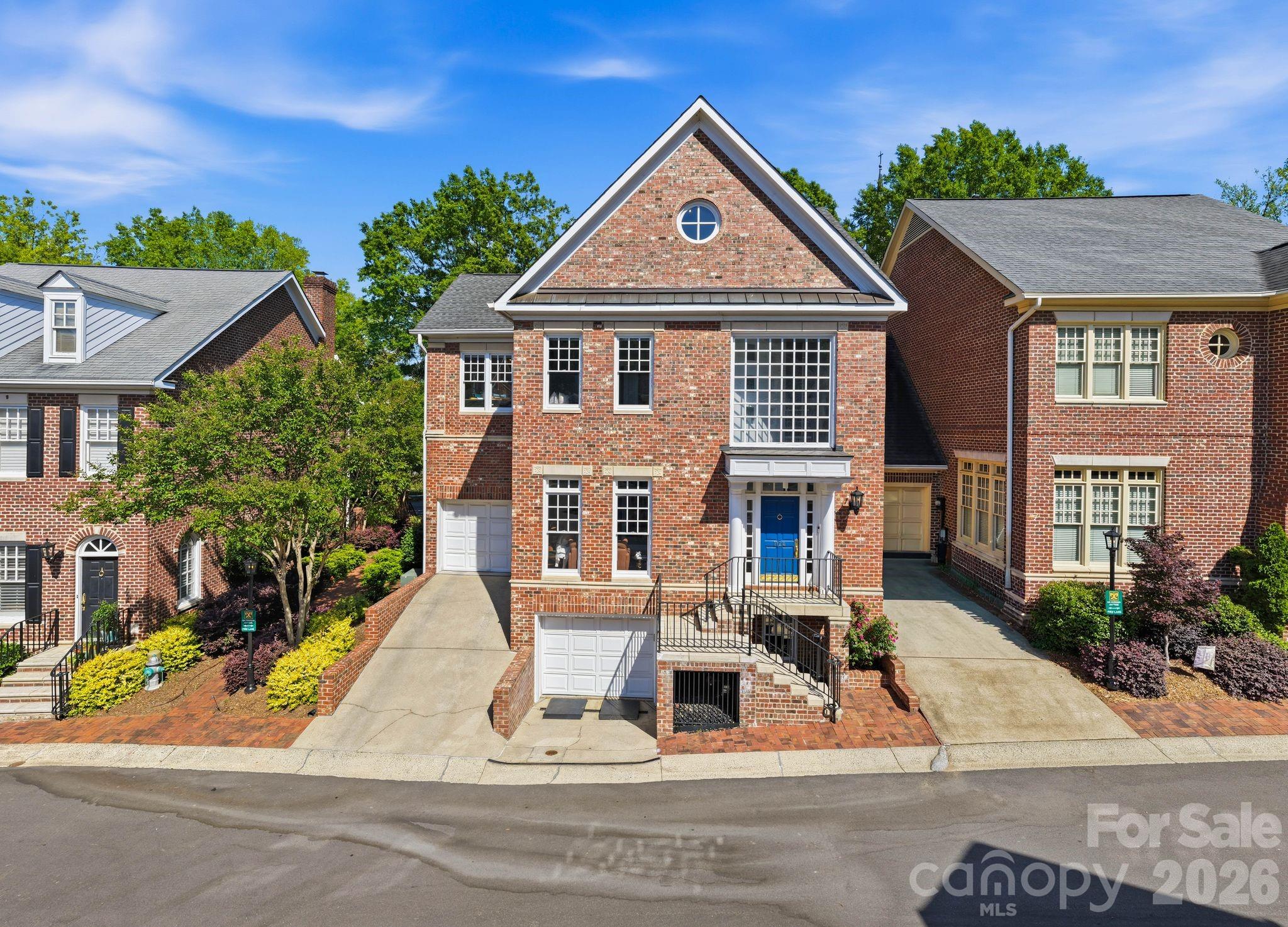 1124 Dilworth Crescent Row Charlotte NC 28203