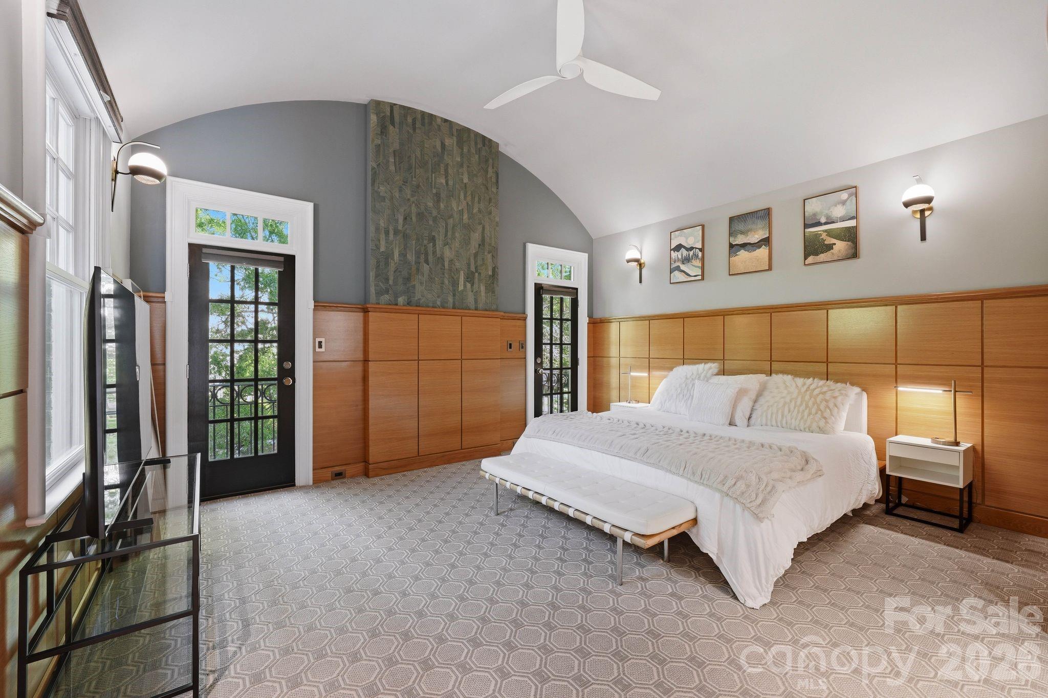 1124 Dilworth Crescent Row Charlotte NC 28203