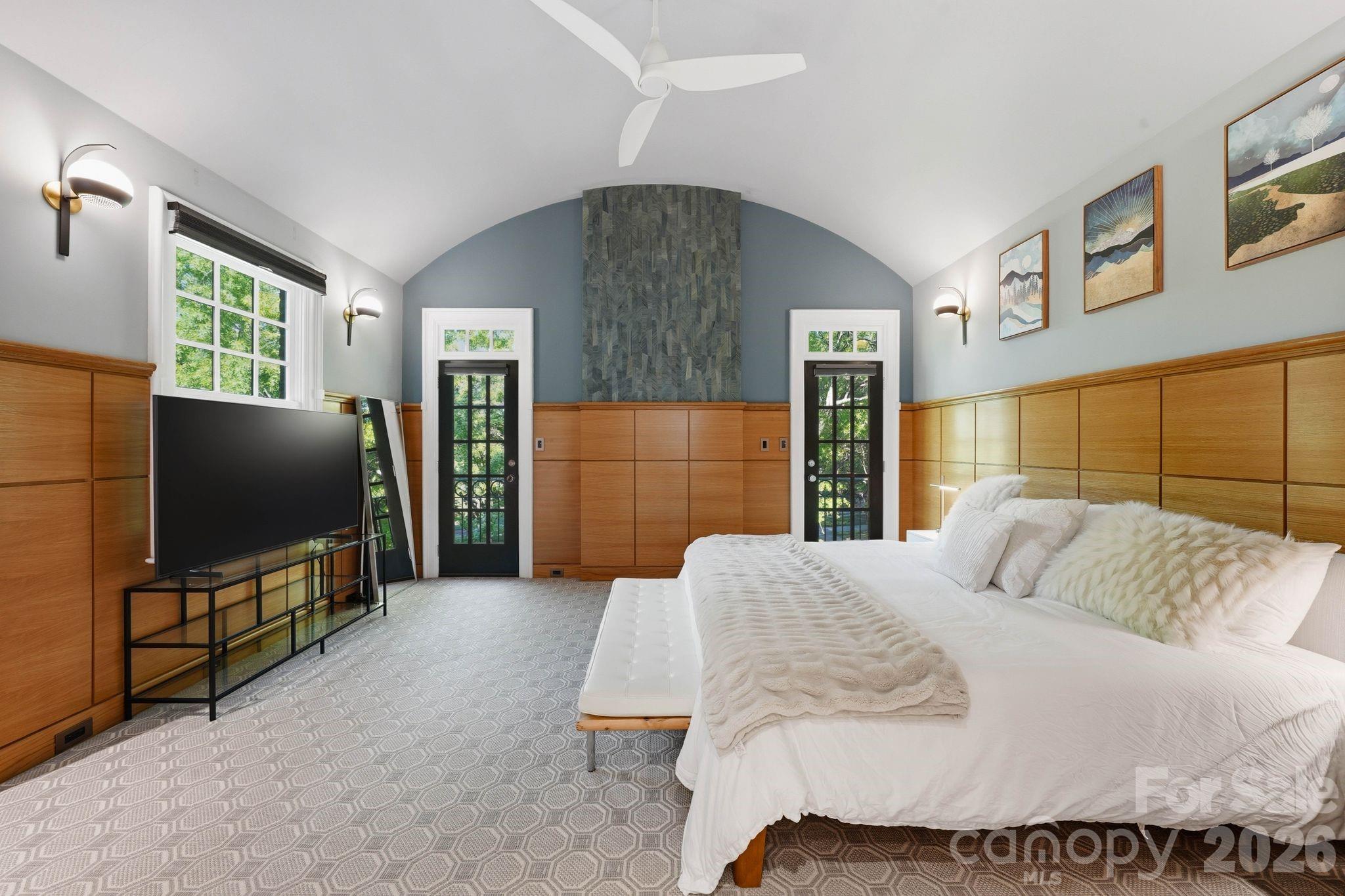 1124 Dilworth Crescent Row Charlotte NC 28203