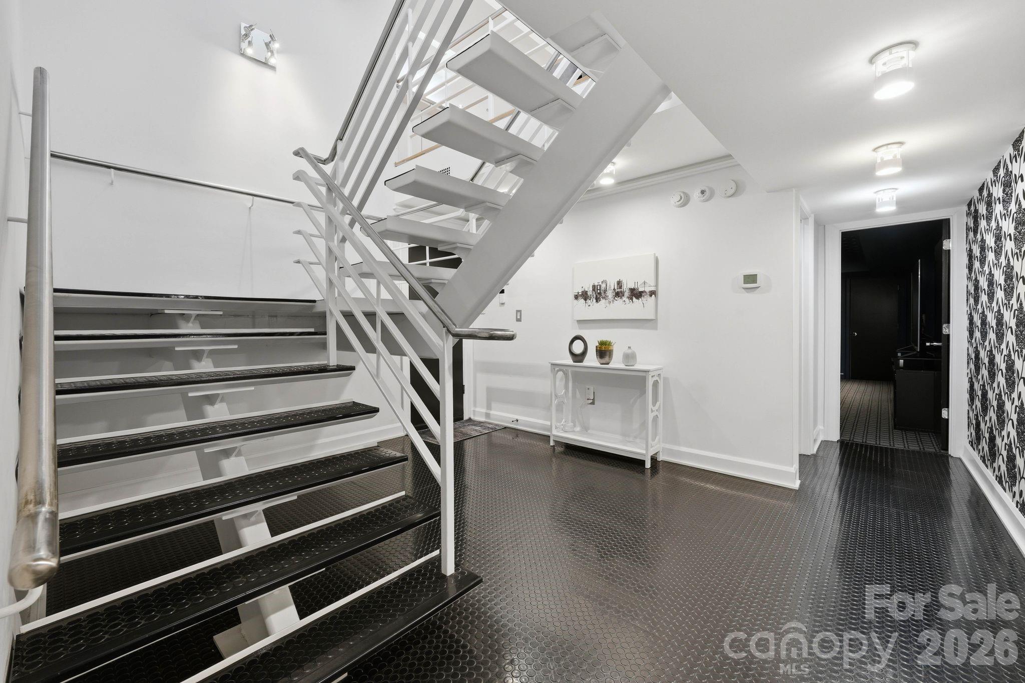 1124 Dilworth Crescent Row Charlotte NC 28203