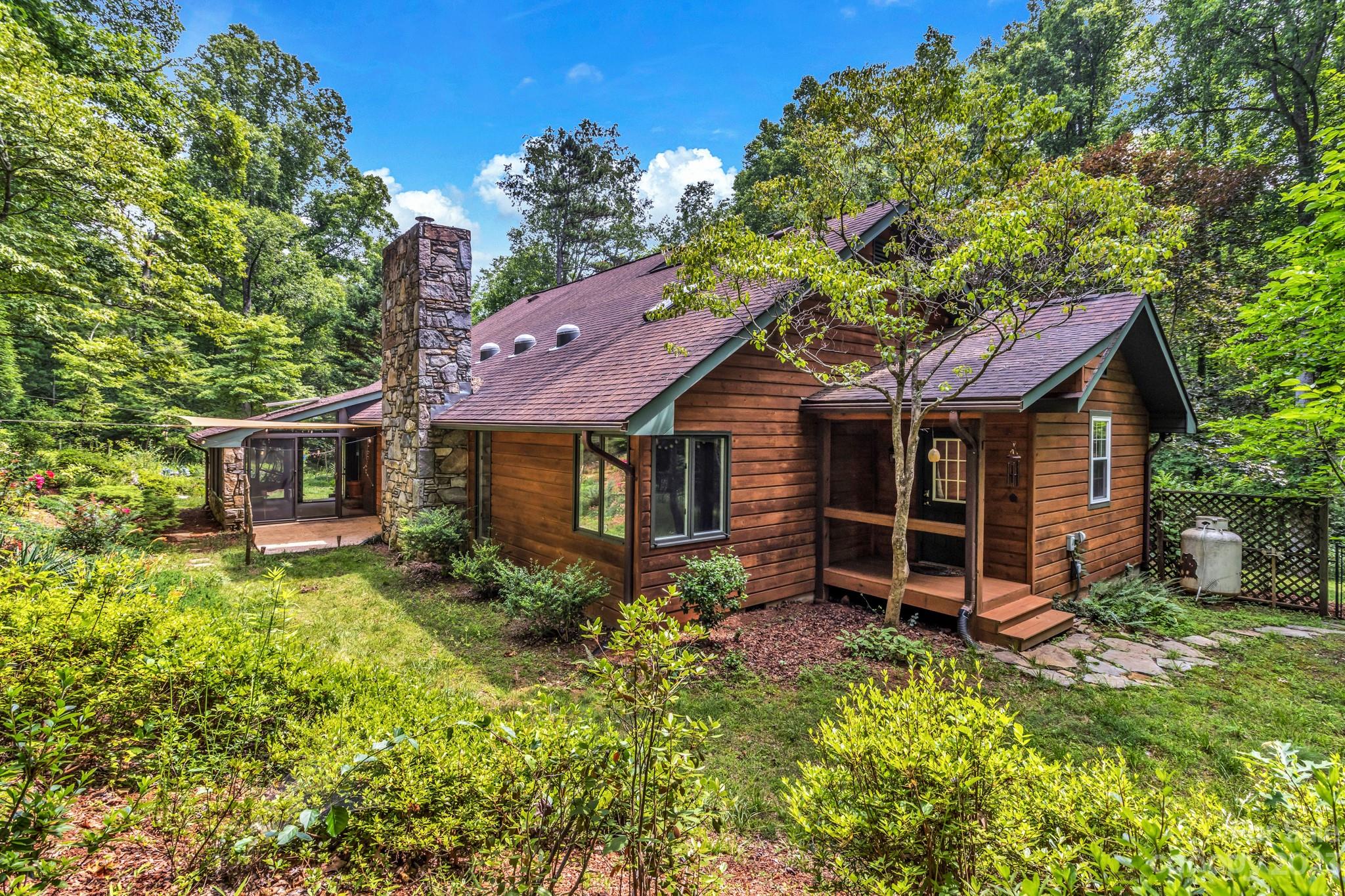 10 Holly Drive Asheville NC 28805