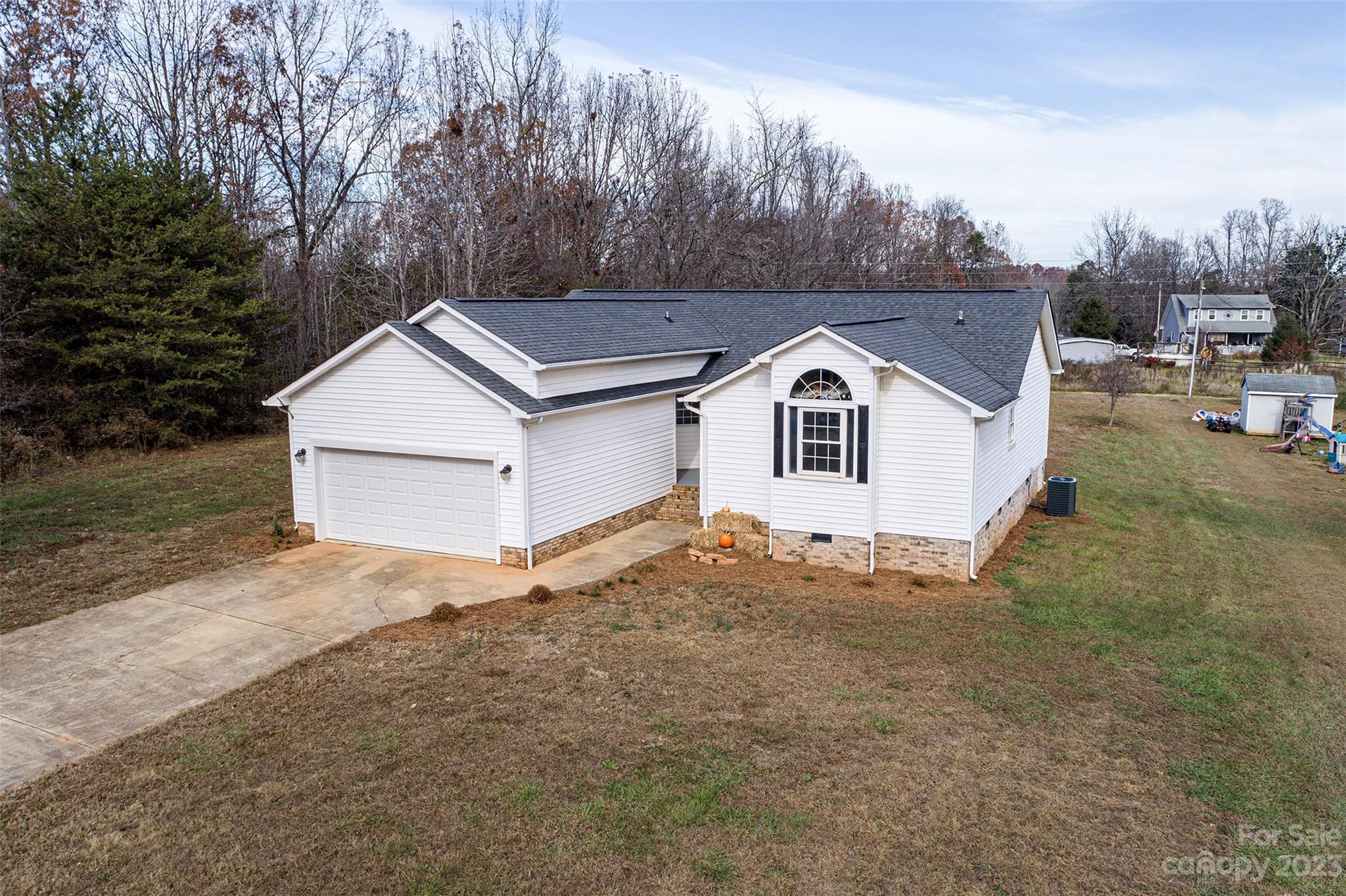 6638 Love Point Road Denver NC 28037
