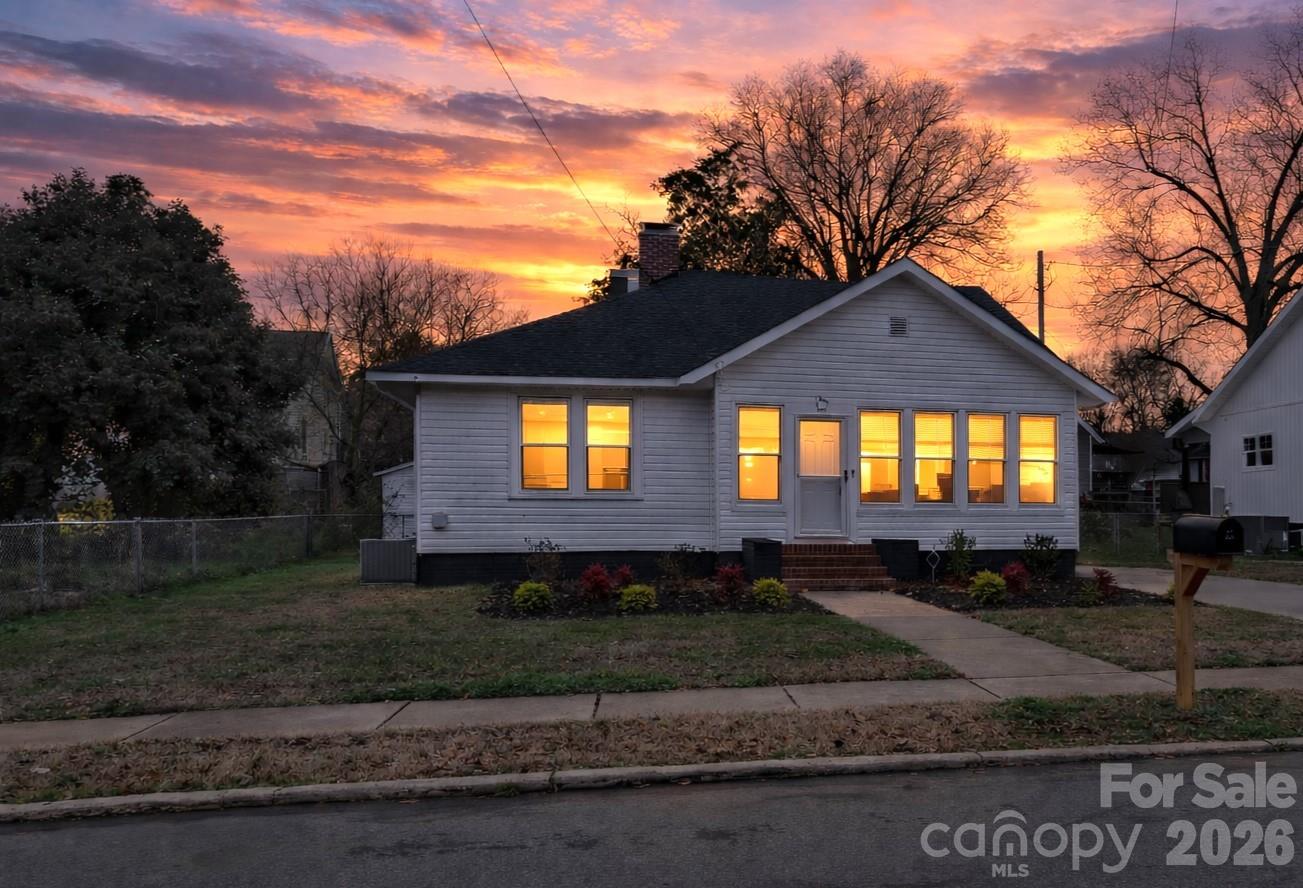 215 King Street S Gastonia NC 28052