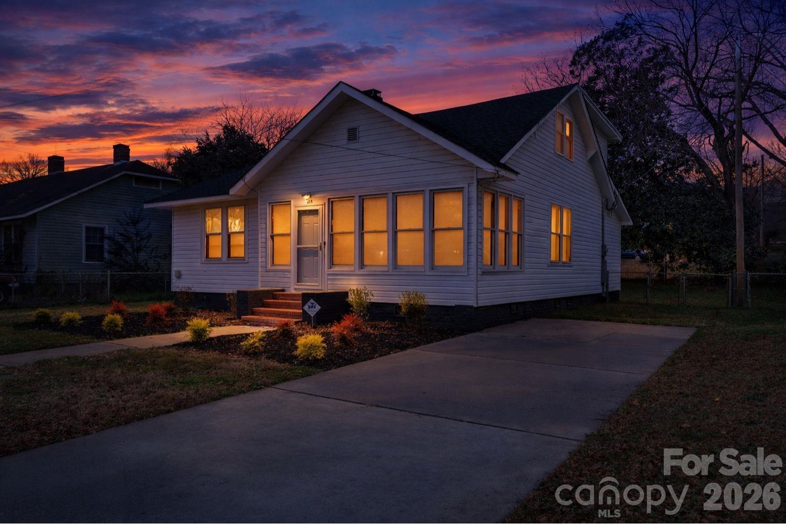 215 King Street S Gastonia NC 28052