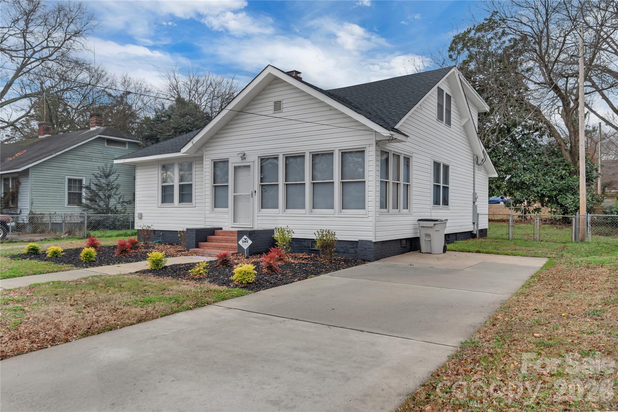 215 King Street S Gastonia NC 28052