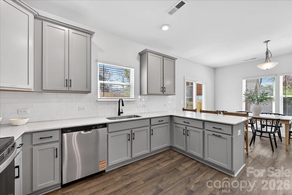 2028 Mandarin Boulevard Charlotte NC 28205