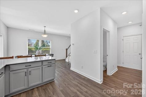 2028 Mandarin Boulevard Charlotte NC 28205