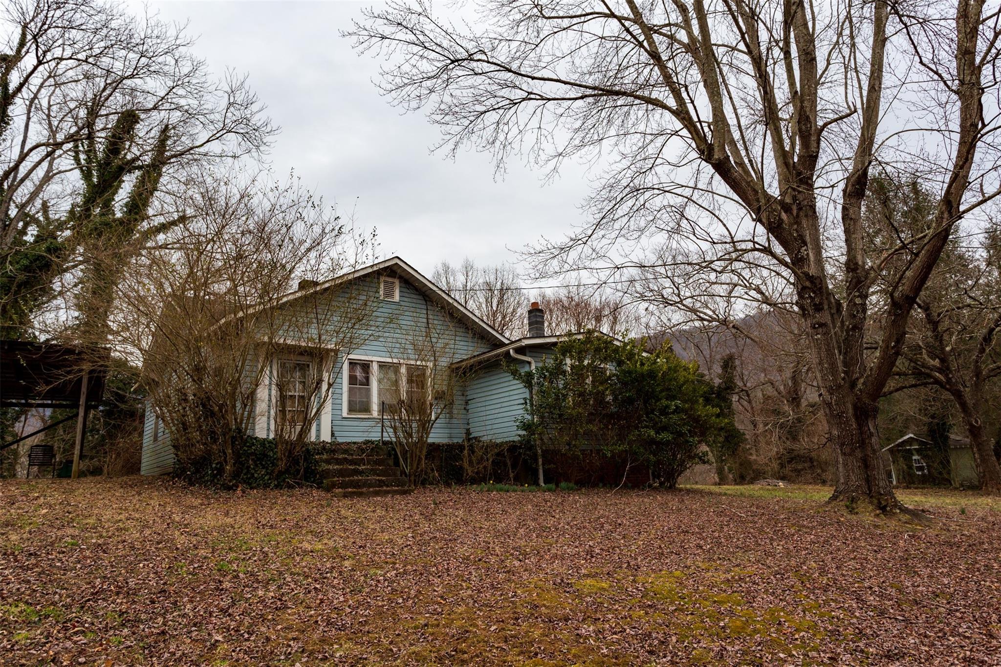 41 Gash Farm Road Asheville NC 28805