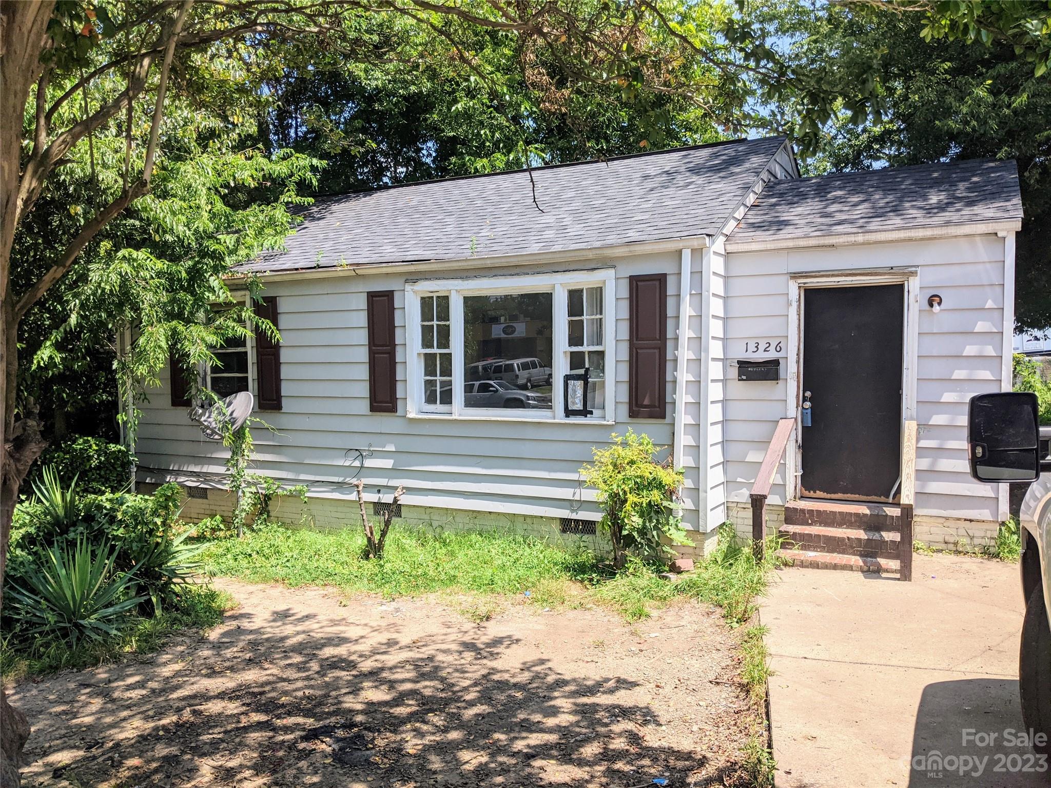 1326 Oaklawn Avenue Charlotte NC 28206