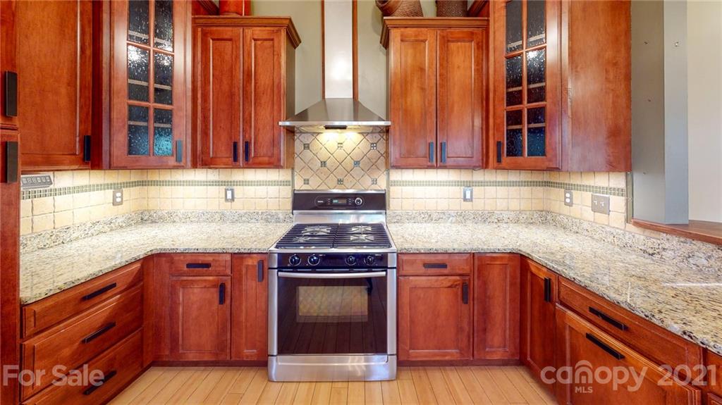 27 Sunrise Drive Asheville NC 28806
