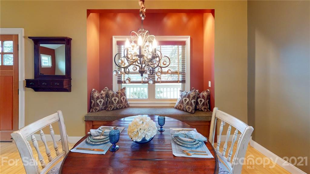 27 Sunrise Drive Asheville NC 28806