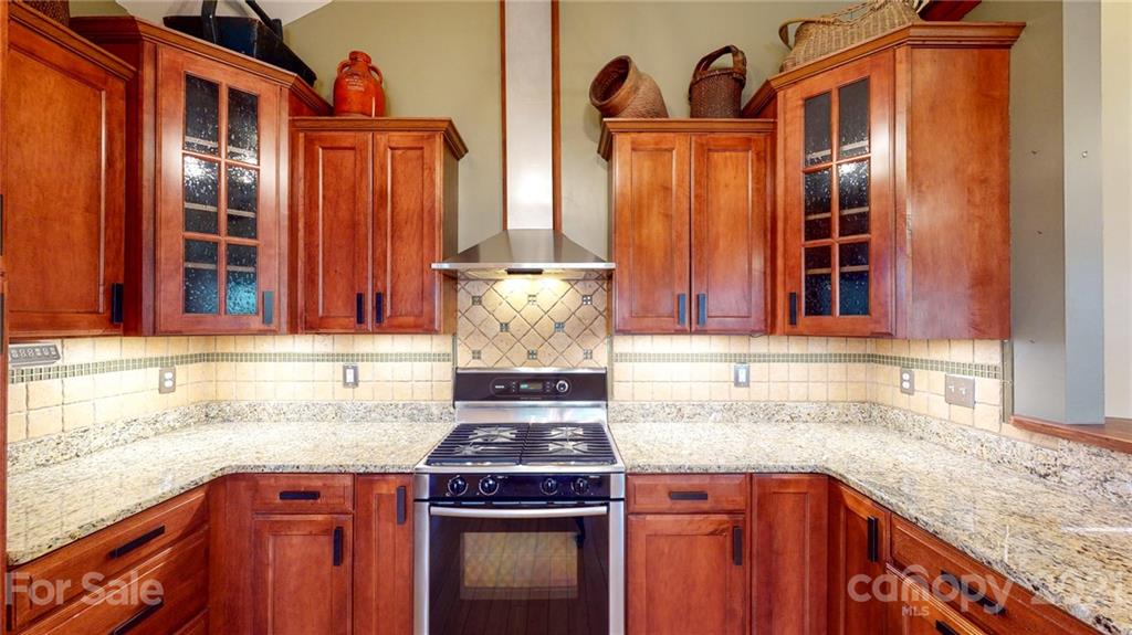 27 Sunrise Drive Asheville NC 28806