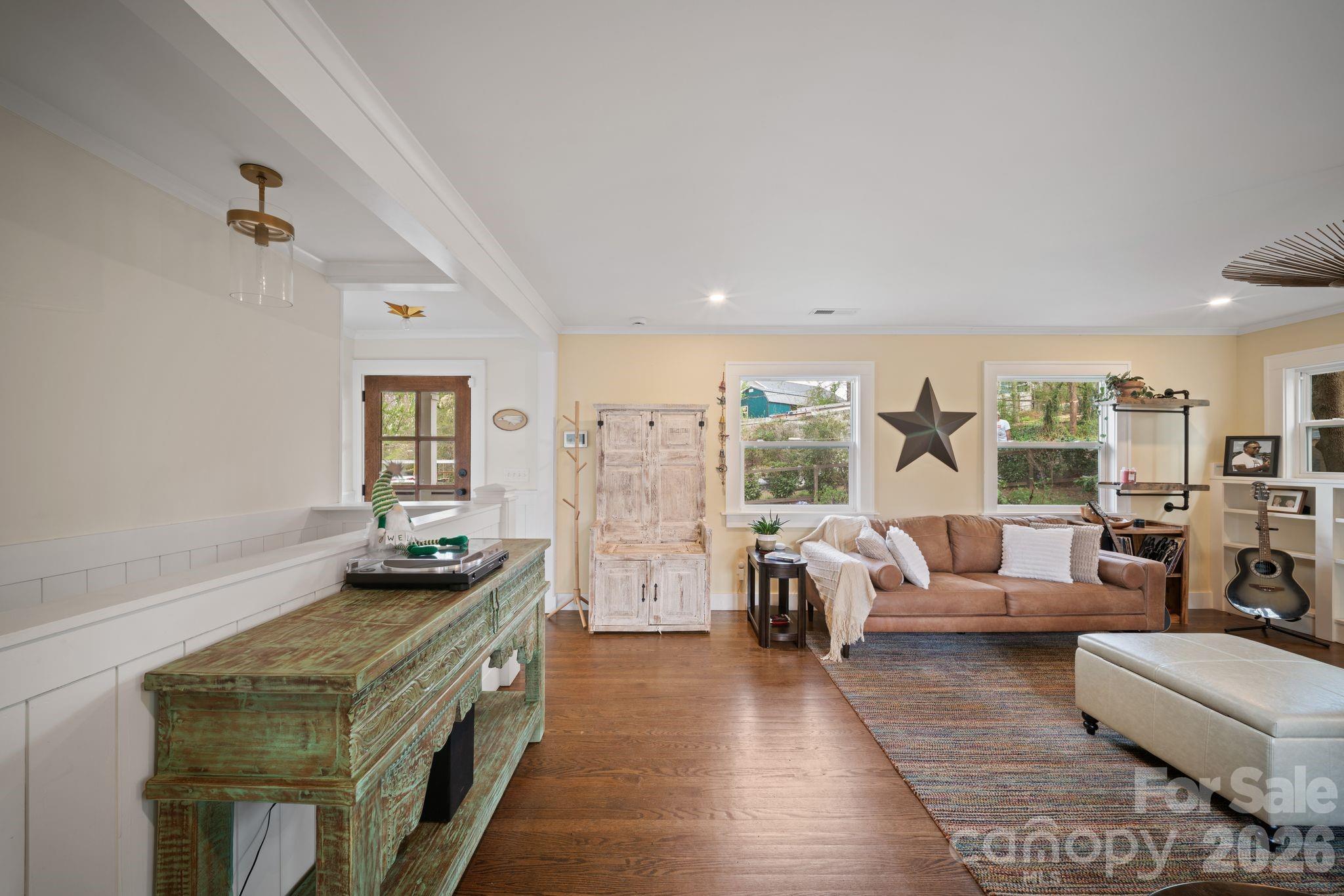 24 Dellwood Street Asheville NC 28806