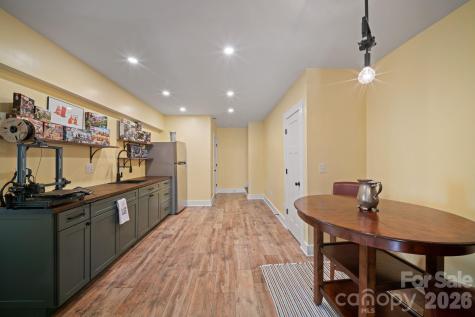 24 Dellwood Street Asheville NC 28806