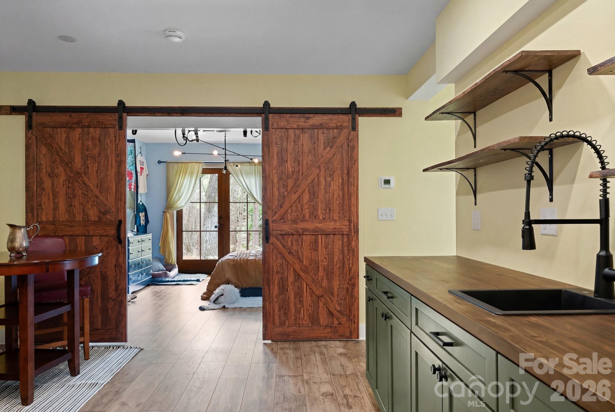 24 Dellwood Street Asheville NC 28806