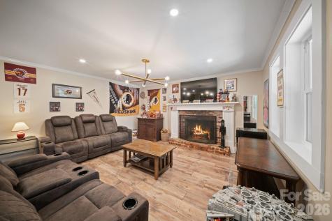 24 Dellwood Street Asheville NC 28806