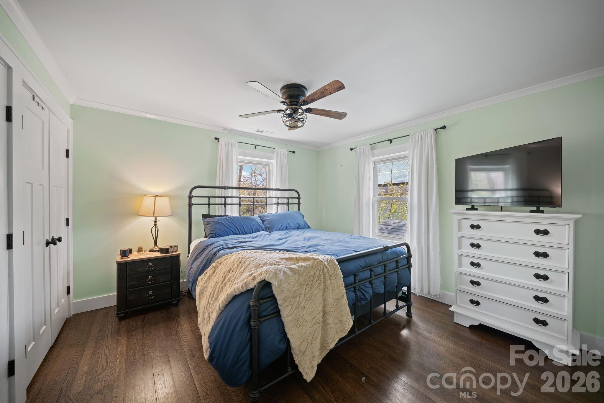 24 Dellwood Street Asheville NC 28806