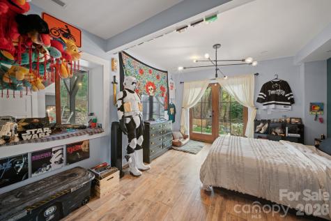 24 Dellwood Street Asheville NC 28806
