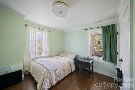 24 Dellwood Street Asheville NC 28806