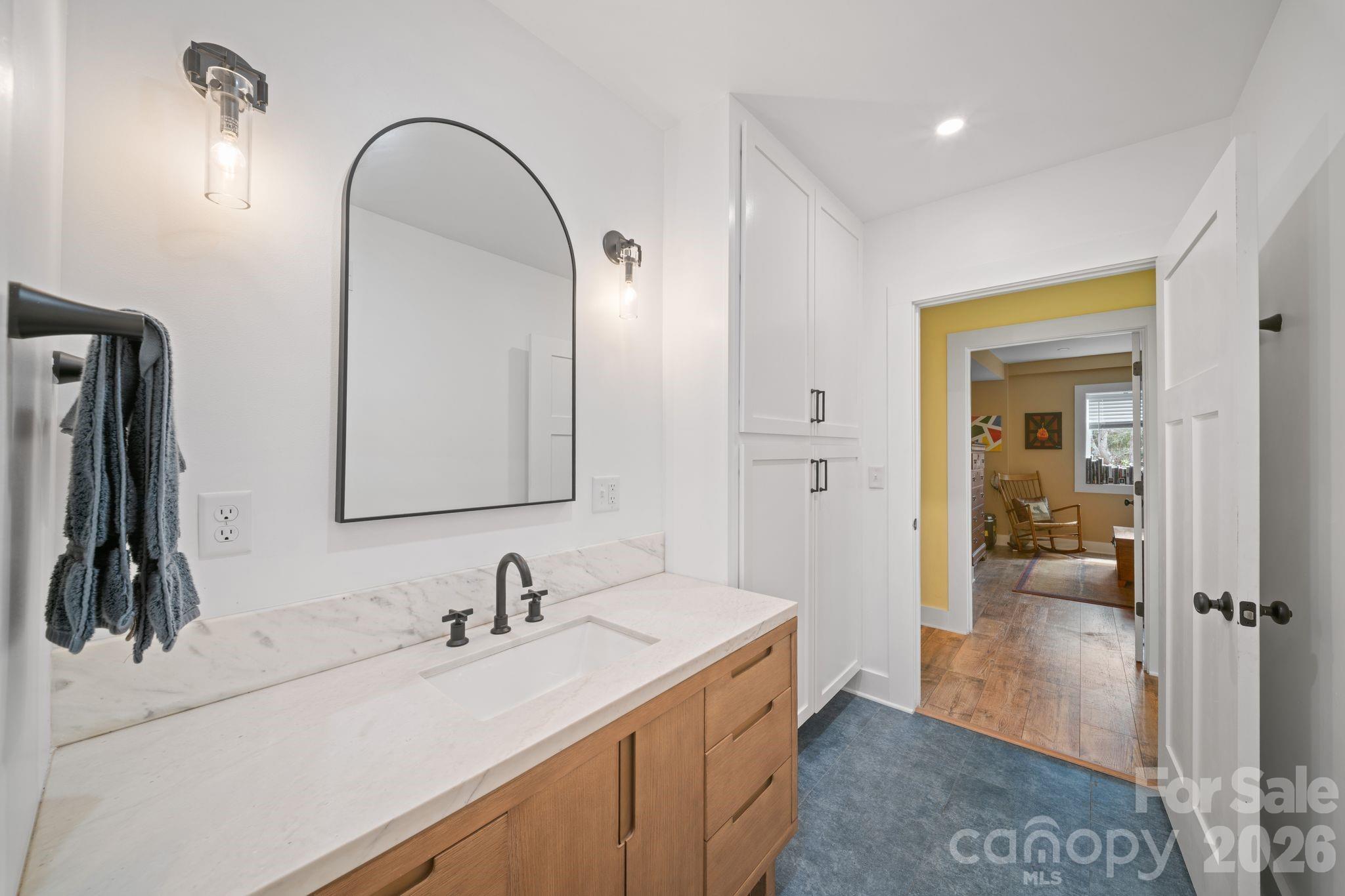 24 Dellwood Street Asheville NC 28806