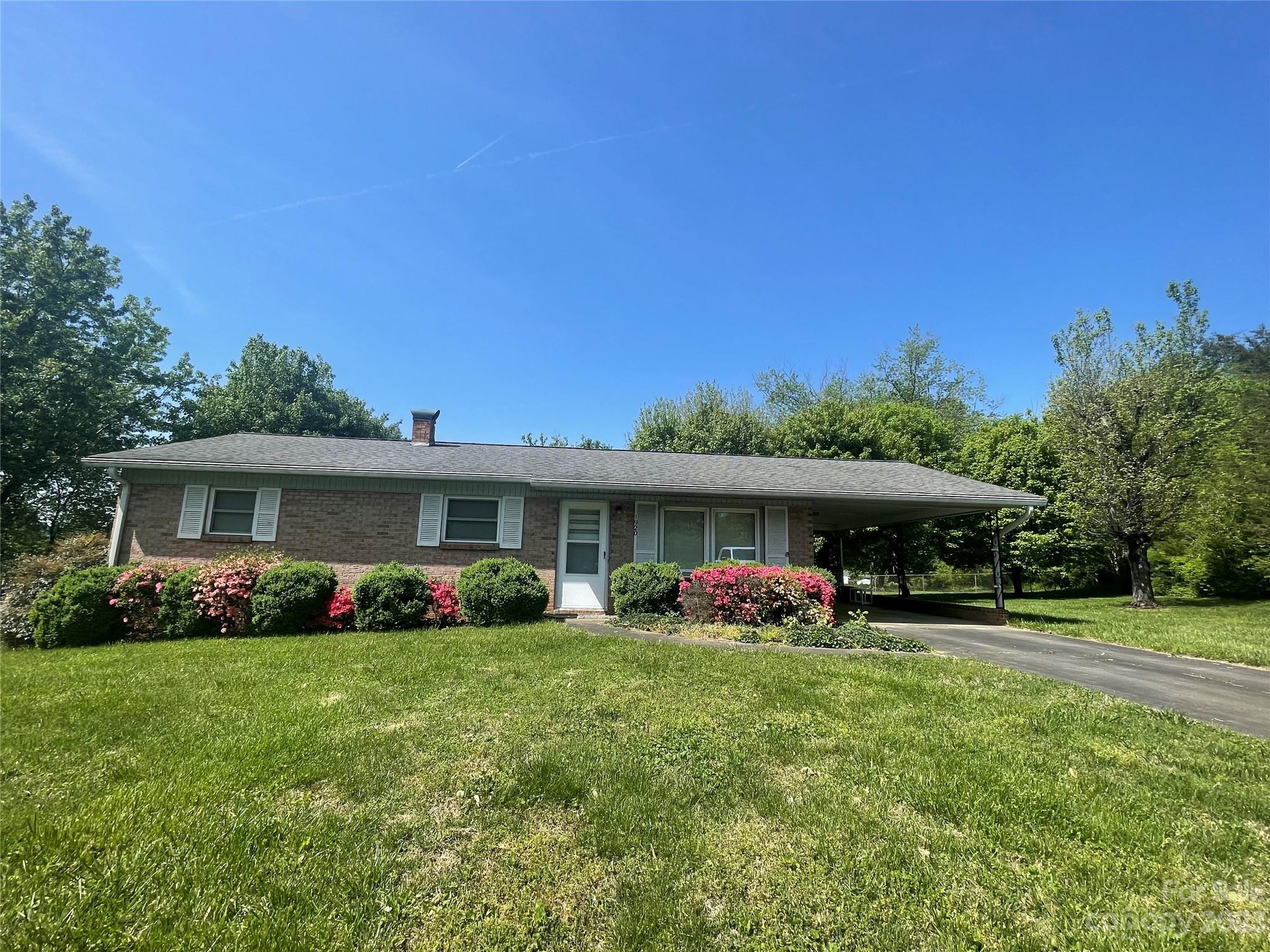 1920 Walt Arney Road Lenoir NC 28645