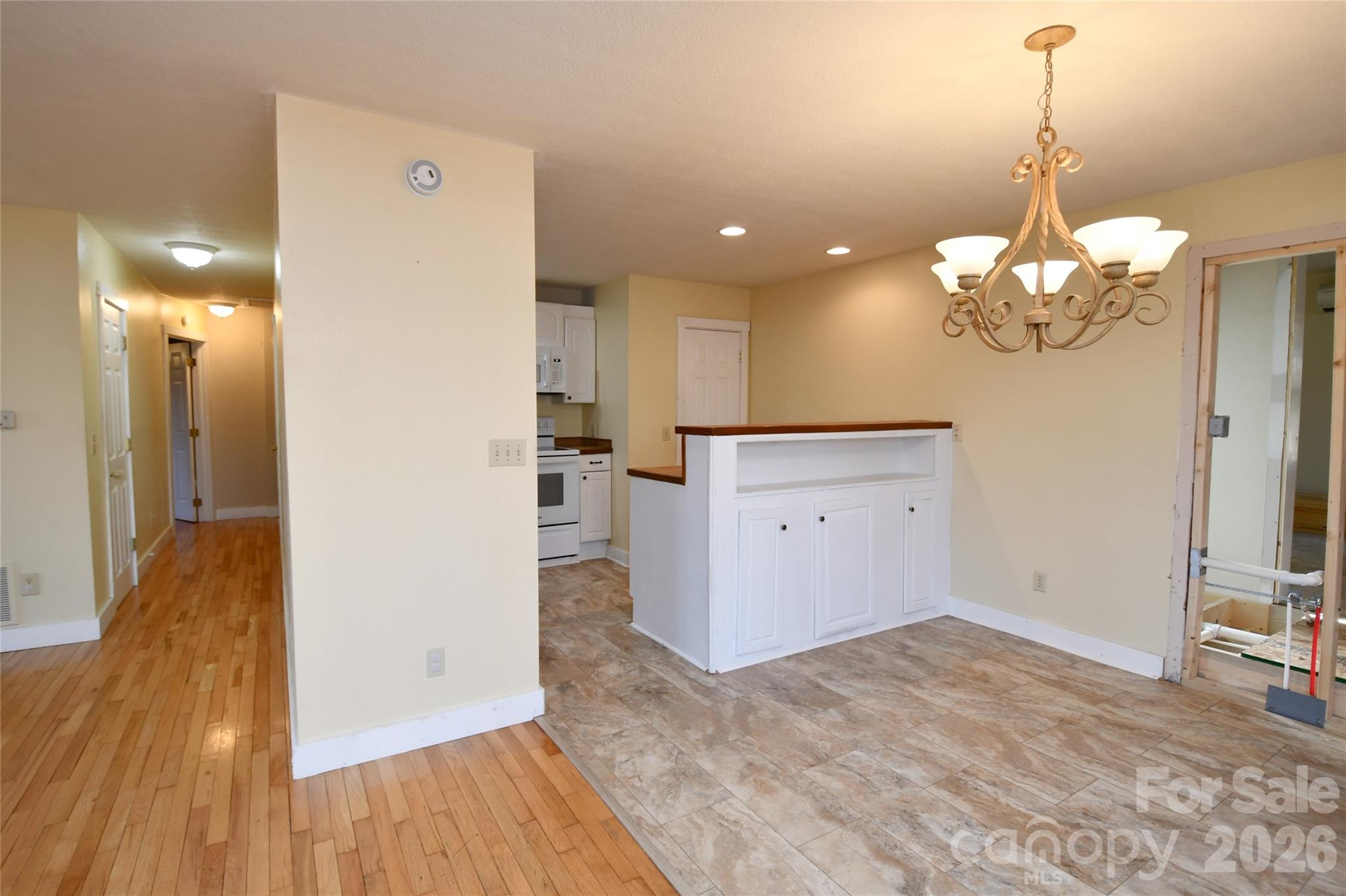 477 West Ridge Drive Burnsville NC 28714