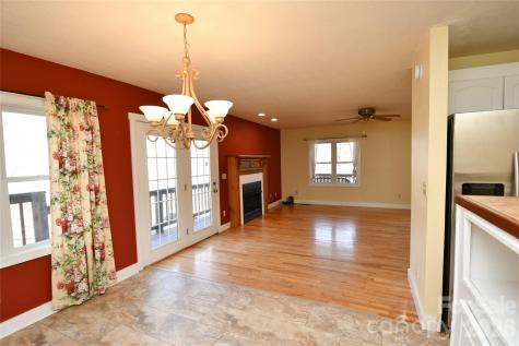 477 West Ridge Drive Burnsville NC 28714