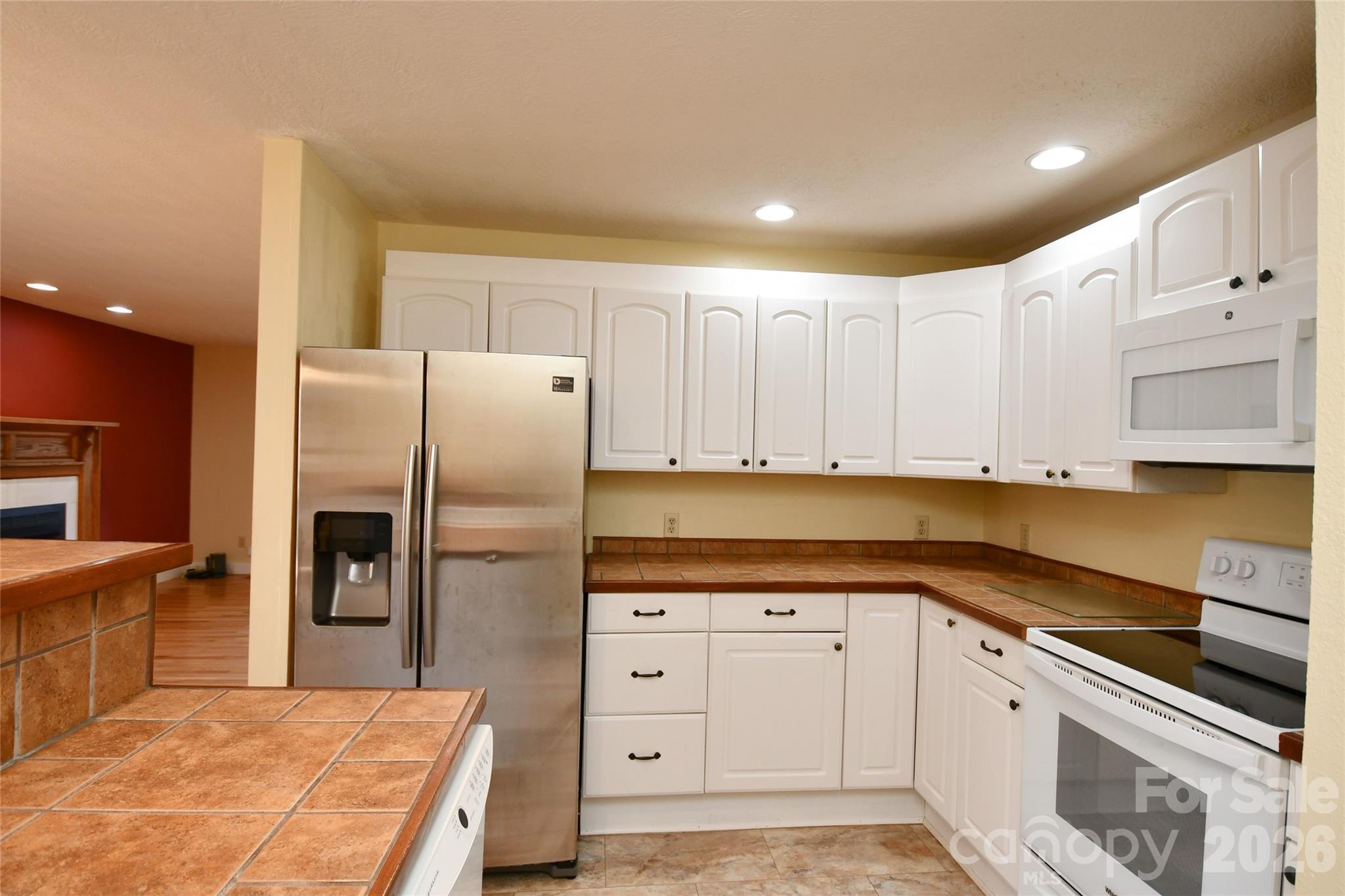 477 West Ridge Drive Burnsville NC 28714