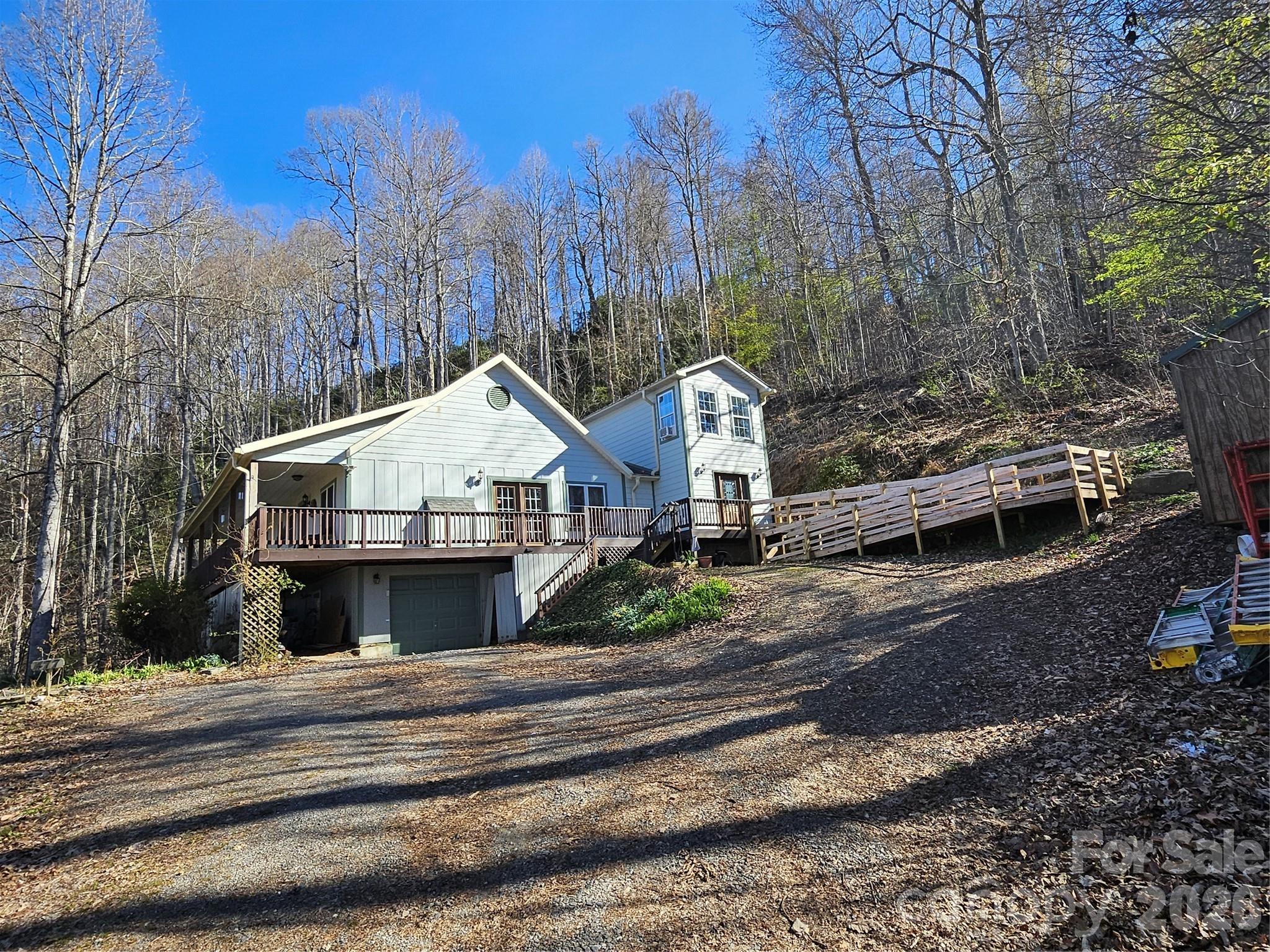 477 West Ridge Drive Burnsville NC 28714