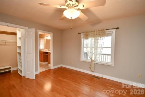 477 West Ridge Drive Burnsville NC 28714