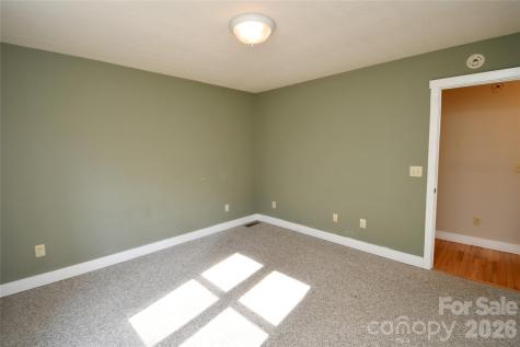 477 West Ridge Drive Burnsville NC 28714