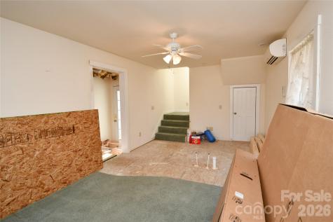 477 West Ridge Drive Burnsville NC 28714