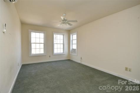 477 West Ridge Drive Burnsville NC 28714