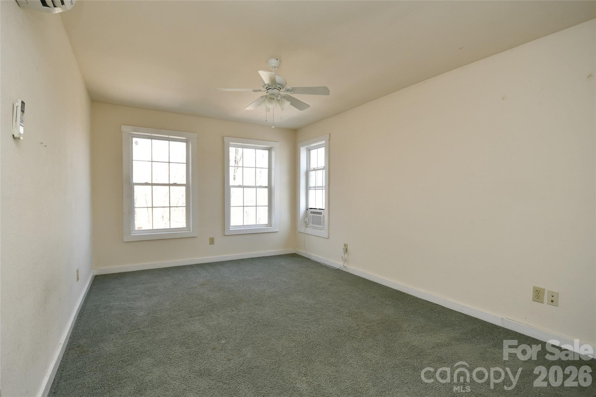 477 West Ridge Drive Burnsville NC 28714