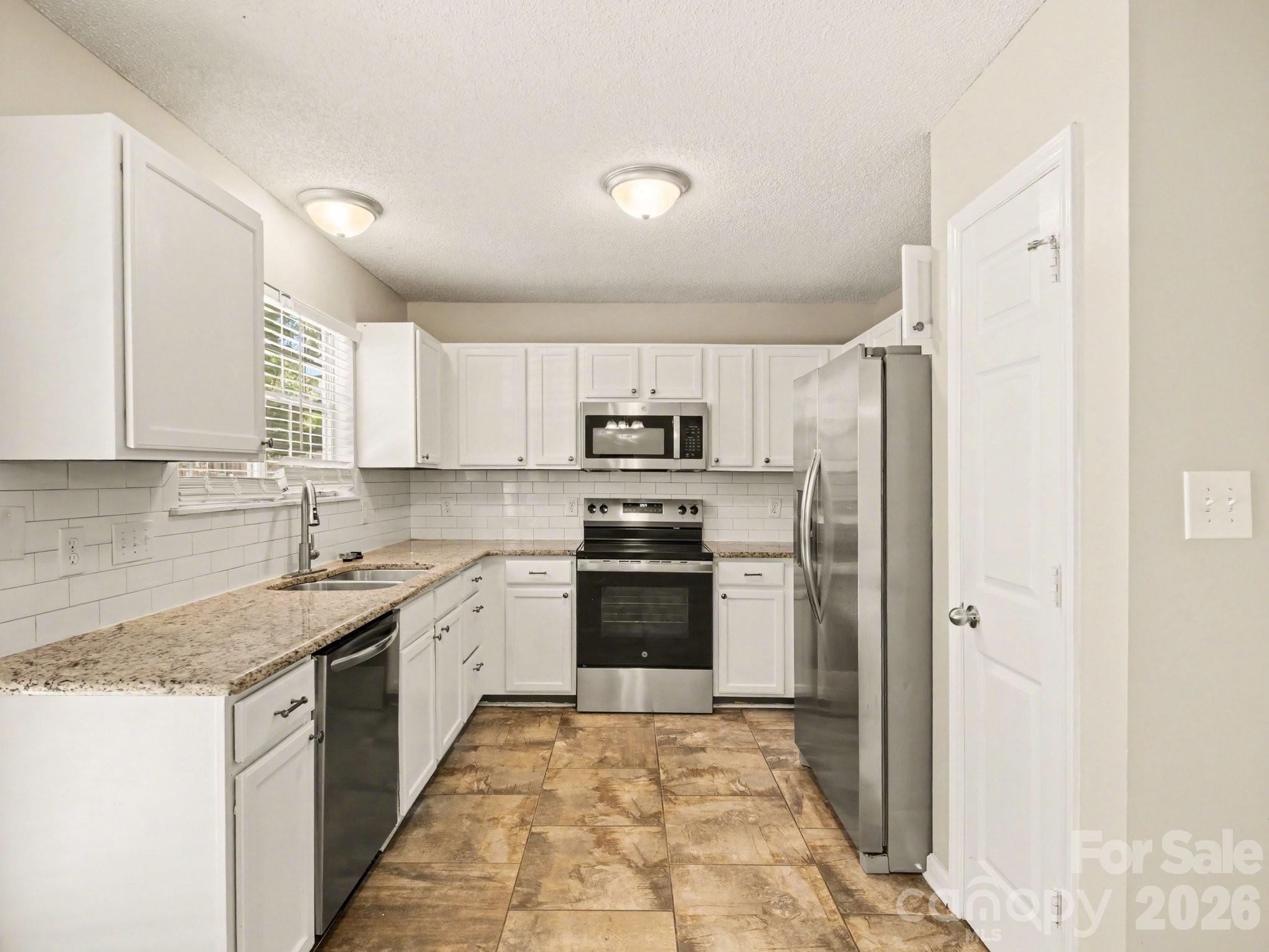 9214 Rotherham Lane Charlotte NC 28216