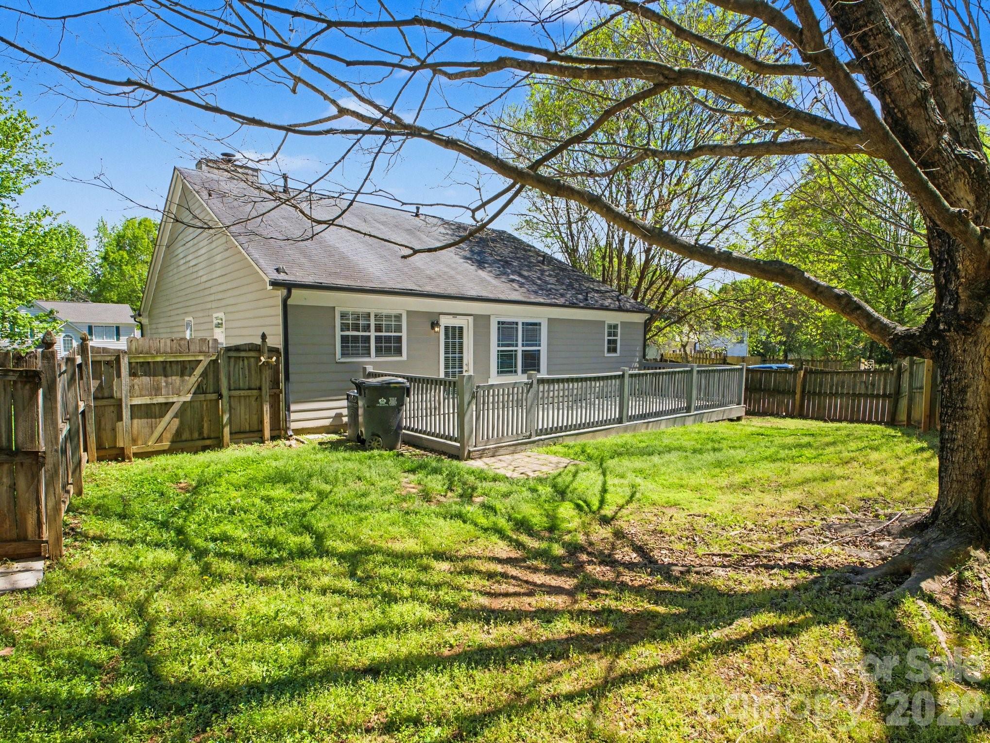 9214 Rotherham Lane Charlotte NC 28216