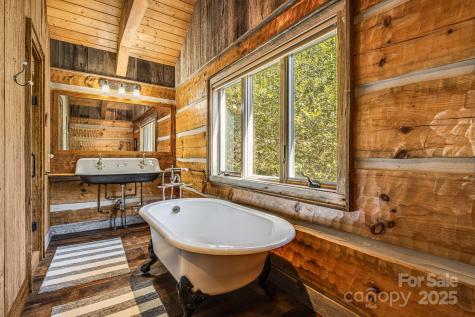 99 Thistle Ridge Canton NC 28716