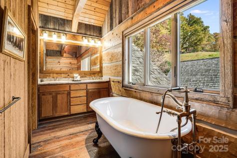 99 Thistle Ridge Canton NC 28716